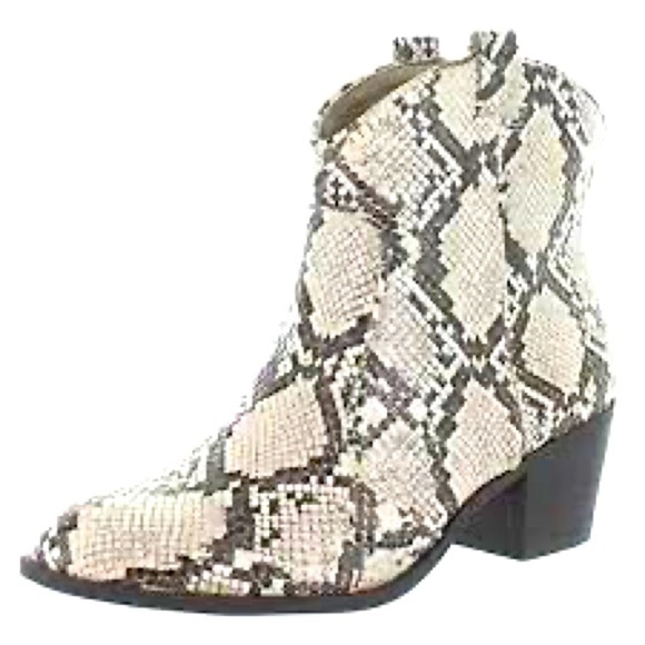 NEW! Style & Co Mykenna Western Snake Skin Ankle Boots - Picture 2 of 12